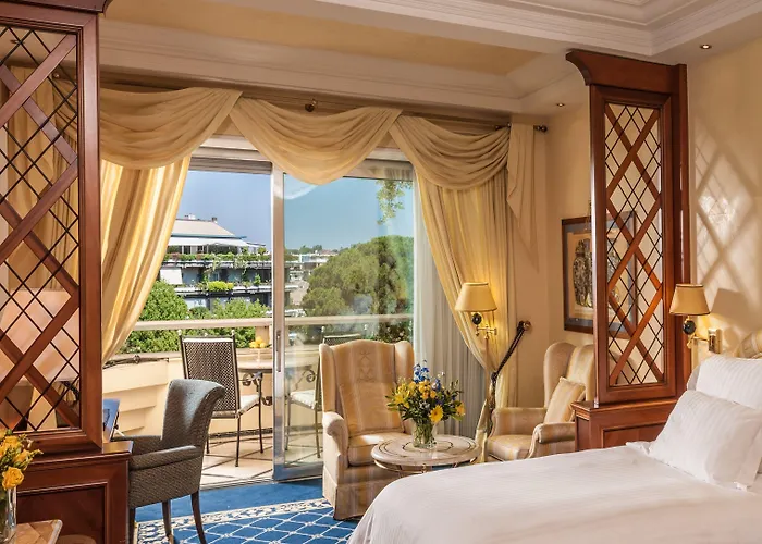 Resort Cavalieri, A Waldorf Astoria Roma