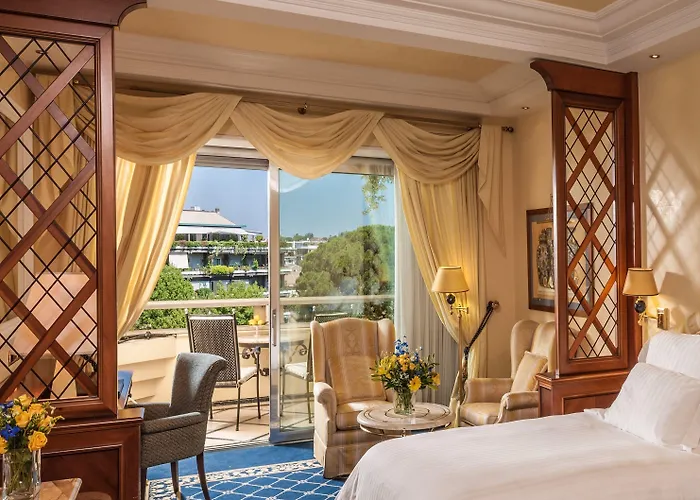 Cavalieri, A Waldorf Astoria 5* Roma