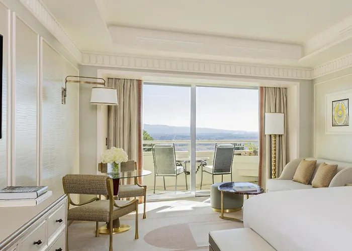 Cavalieri, A Waldorf Astoria 5* Roma