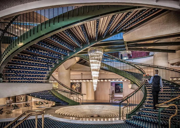 Rezort Cavalieri, A Waldorf Astoria Řím