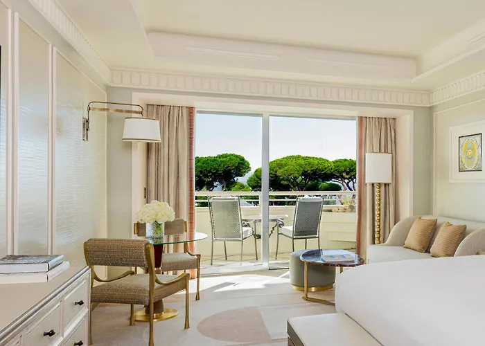 Resort Cavalieri, A Waldorf Astoria Roma